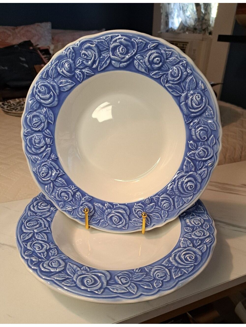 VTG Set of 2 Hand-Painted Franco Giorgi Quadrifoglio Blue Roses Soup Bowls 9.5"